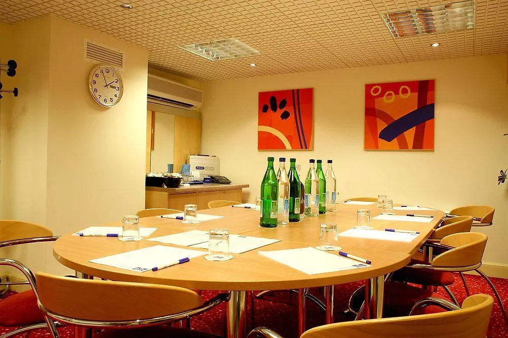 Holiday Inn Express Edinburgh City Centre By Ihg