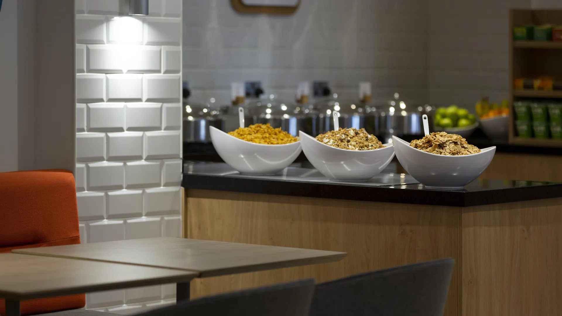 Holiday Inn Express Edinburgh City Centre By Ihg