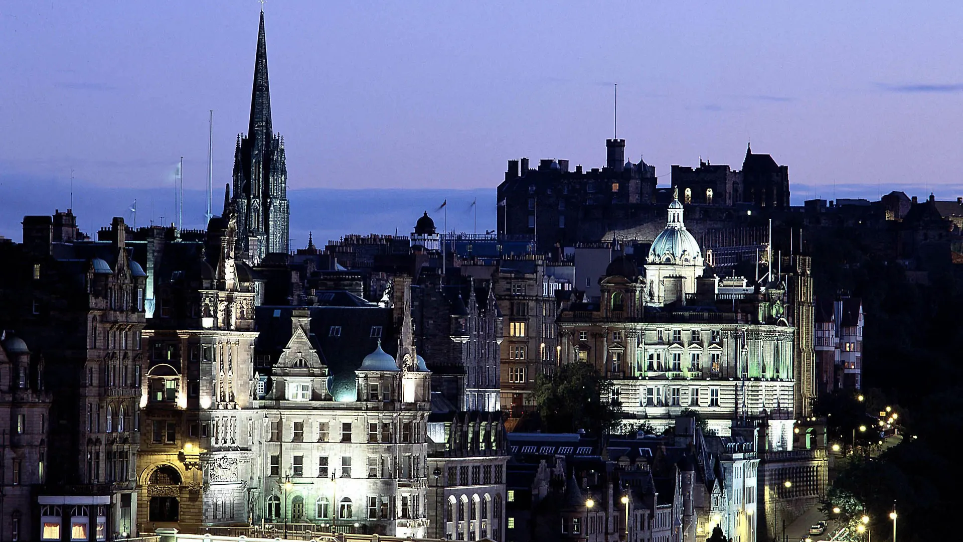Holiday Inn Express Edinburgh City Centre By Ihg 3*,