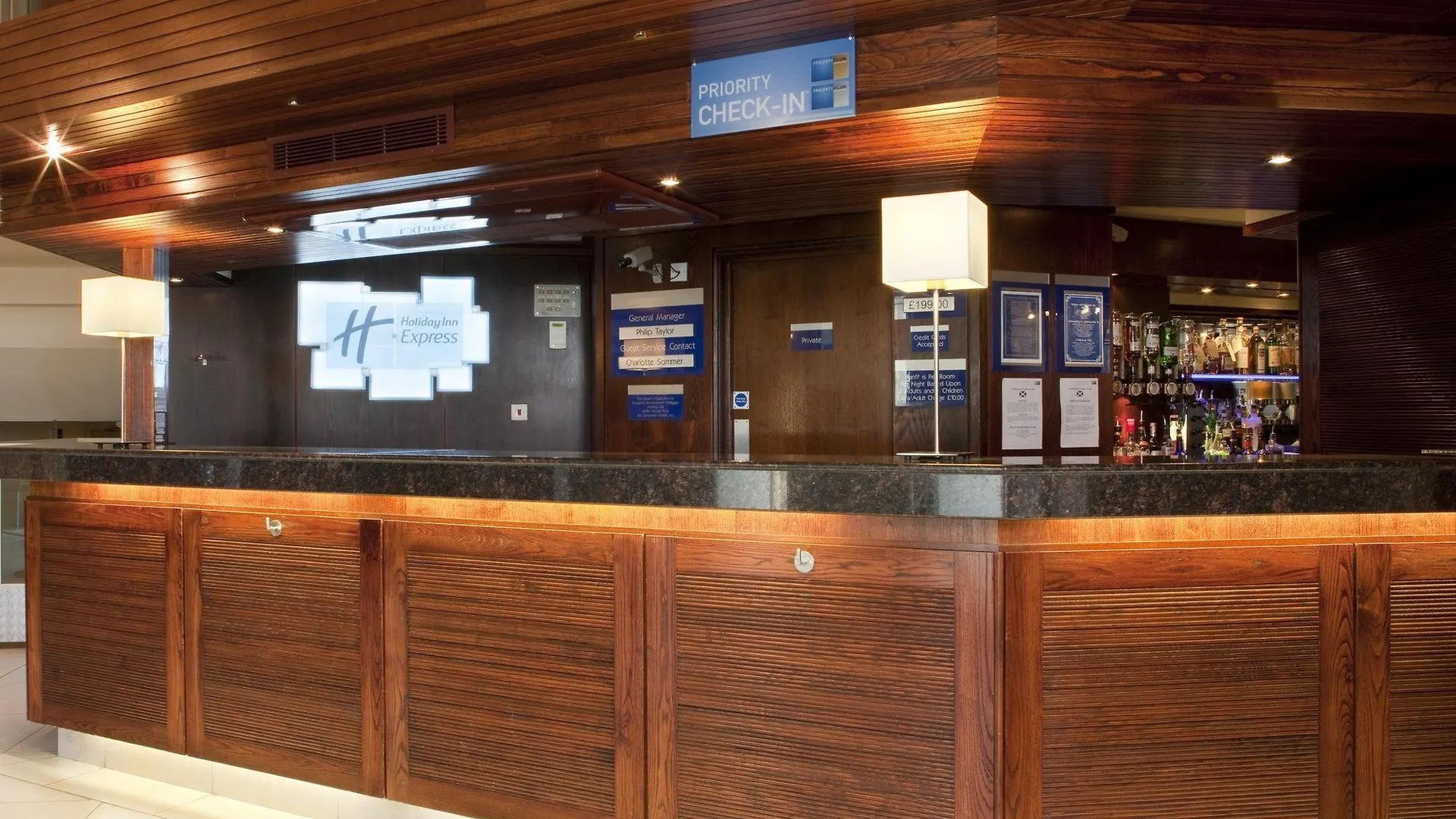 Holiday Inn Express Edinburgh City Centre By Ihg Hotel
