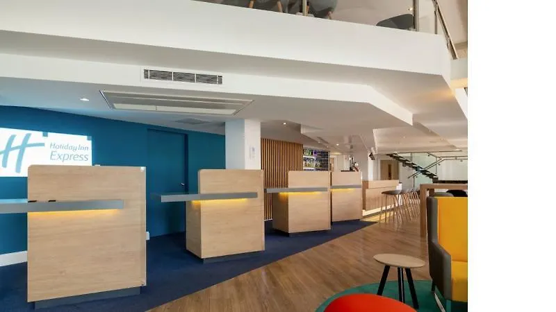 Holiday Inn Express Edinburgh City Centre By Ihg United Kingdom