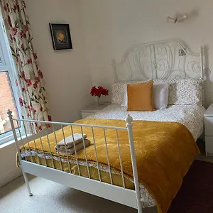 charminster-homestay.tophotelsbath.com/