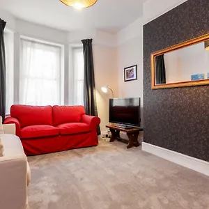 flat-1-47-saint-michaels-road.tophotelsbath.com/